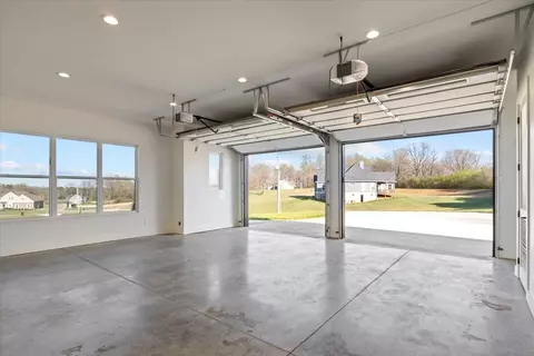 1012 Douglas Ct, Dickson, TN 37055 photo 52