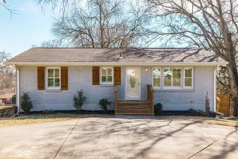 707 Elba Dr, Goodlettsville, TN 37072