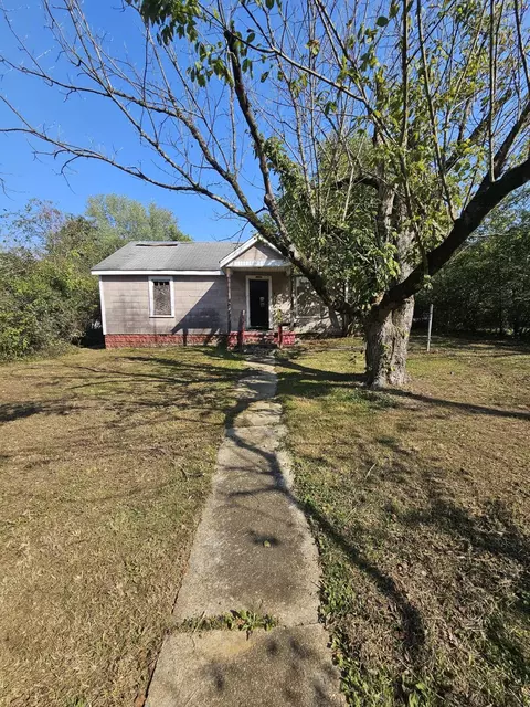 1538 Myrt St, Rossville, GA 30741