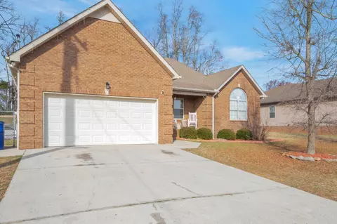 210 Jordan Ave, Shelbyville, TN 37160