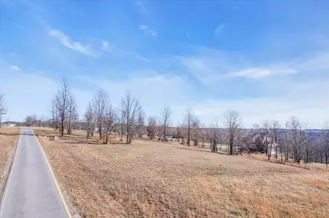 135 Sunset Cir, Jasper, TN 37347 photo 10