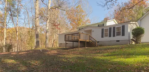 555 Durham Rd, Trenton, GA 30752