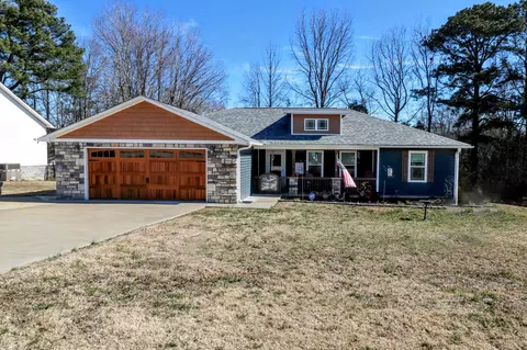 258 Post Oak Rd, Camden, TN 38320
