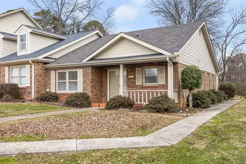 6744 Hickory Manor Cir, Chattanooga, TN 37421