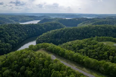34 Eli Ln, Baxter, TN 38544