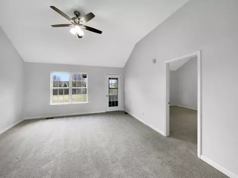 111 Gateway Dr, Murfreesboro, TN 37127 photo 9