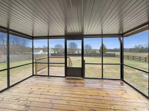 111 Gateway Dr, Murfreesboro, TN 37127 photo 17