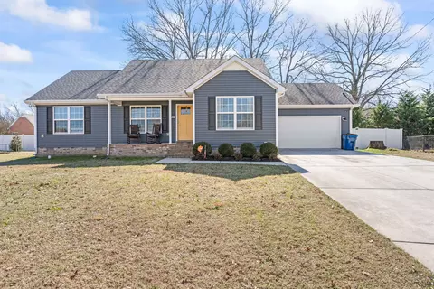 369 Amelia Dr, Manchester, TN 37355