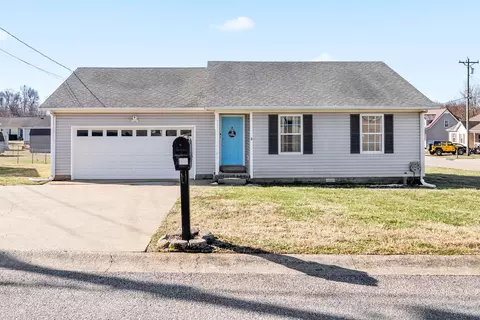 101 Karen Ct, Oak Grove, KY 42262
