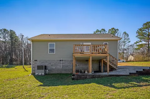 Exterior - 166 Pine Ave, Morrison, TN 37357 photo 4 of 7