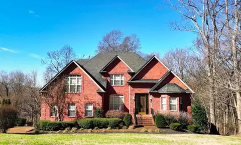 6016 Woodland Hills Dr, Nashville, TN 37211