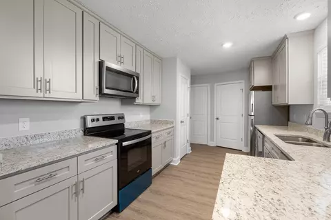 839 Cedar Ln, Springfield, TN 37172
