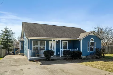 505 Johnny Bench Cv, La Vergne, TN 37086
