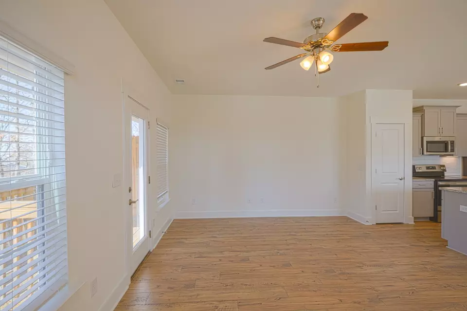Living - 1049 Sweetleaf Dr, Franklin, TN 37064 photo 7 of 7