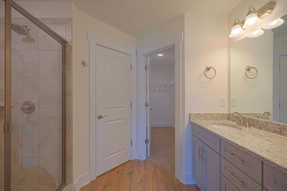 Bath - 1049 Sweetleaf Dr, Franklin, TN 37064 photo 5 of 6