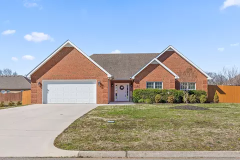 57 Sam Houston Pl, Winchester, TN 37398