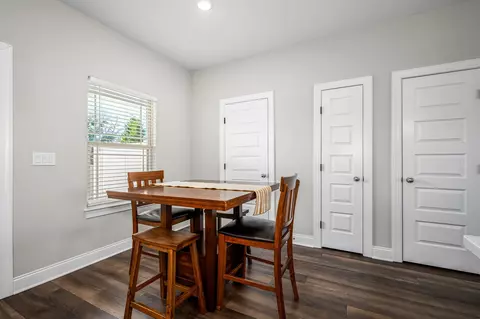 Dining - 555 Gresham Ln #7A, Murfreesboro, TN 37129 photo 2 of 2