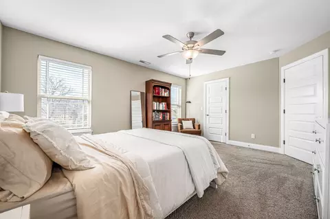 Bedroom - 555 Gresham Ln #7A, Murfreesboro, TN 37129 photo 2 of 2