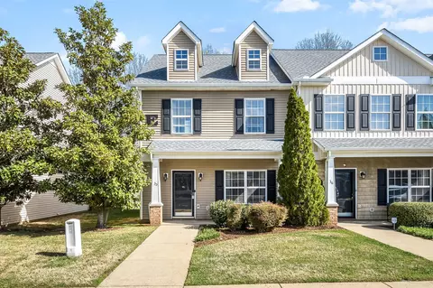 284 Meigs Dr #E 35, Murfreesboro, TN 37128
