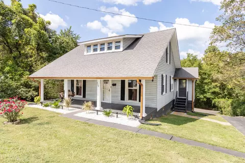 430 Center Ave, Dickson, TN 37055