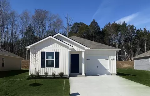 1418 Prescott Ln, Lewisburg, TN 37091