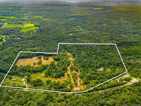 6836 Cedar Forest Rd, Lebanon, TN 37090
