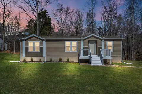 508 Sutton Rd, White Bluff, TN 37187 photo 2