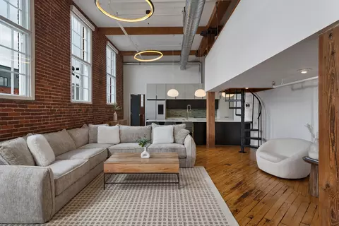 1400 Rosa L Parks Blvd #216, Nashville, TN 37208