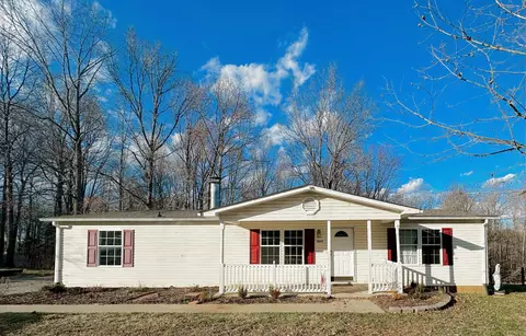 1007 Phillip Dr, Portland, TN 37148