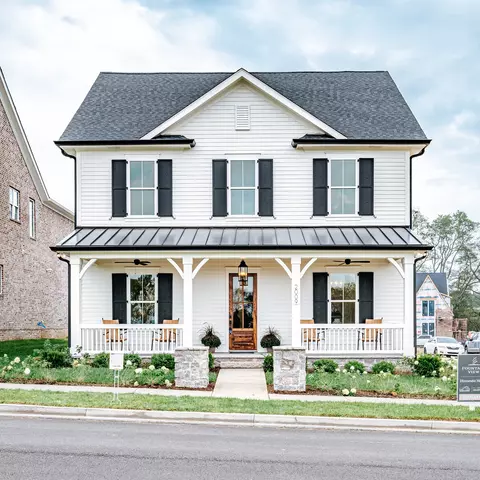 2009 Hector Dr, Thompsons Station, TN 37179