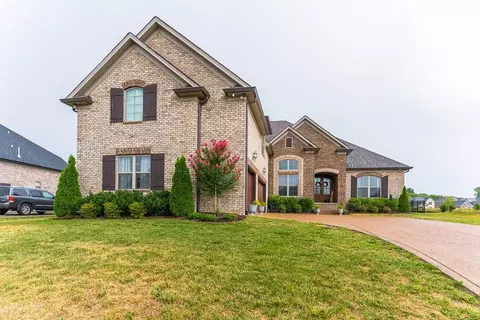 1420 Overcheck Ln, Gallatin, TN 37066