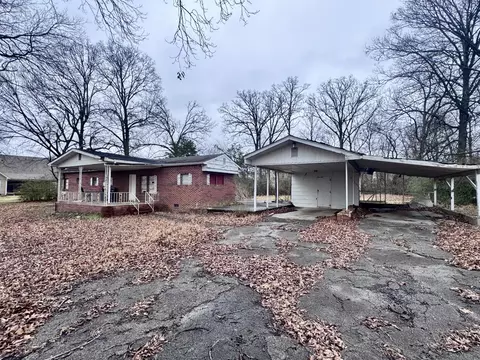 8601 Blanche Rd, Ooltewah, TN 37363