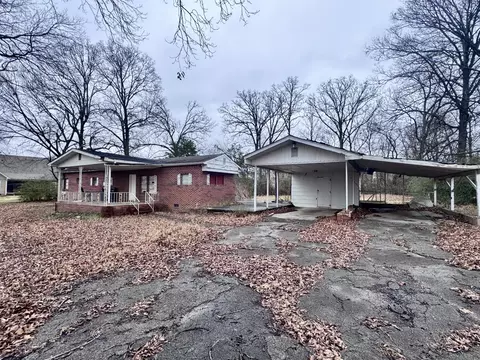 8601 Blanche Rd, Ooltewah, TN 37363