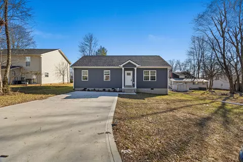 517 Presley Ln, Cookeville, TN 38501