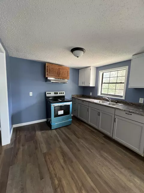 173 Stanley St, Dalton, GA 30721 photo 4
