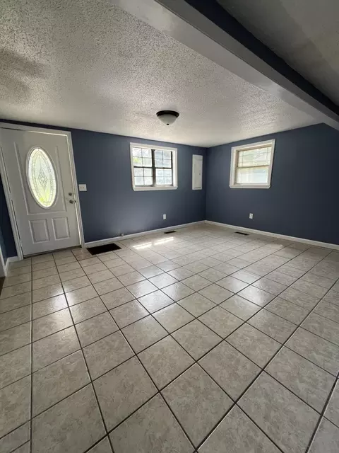 173 Stanley St, Dalton, GA 30721 photo 3