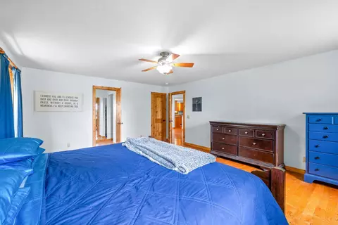 Bedroom - 765 Heron Rd, Murray, KY 42071 photo 2 of 5