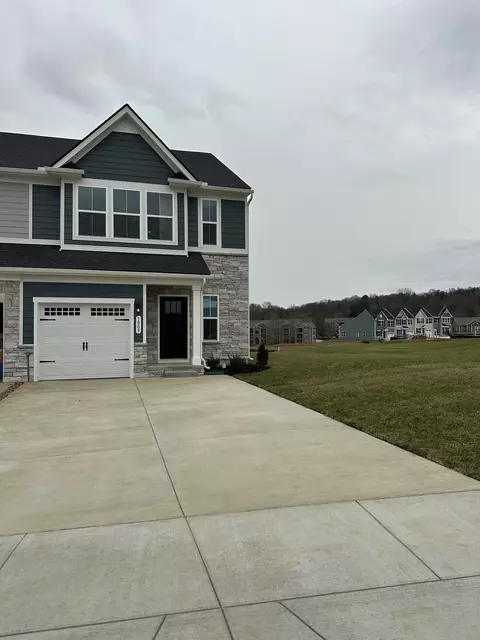 1809 Goldsberry Dr, Columbia, TN 38401