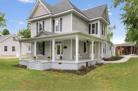 800 Ovoca Rd, Tullahoma, TN 37388
