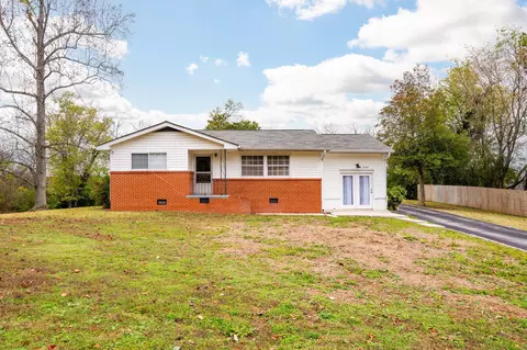 5709 Whittenberg St, Ooltewah, TN 37363