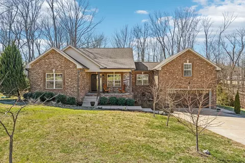 1387 Station Dr, Goodlettsville, TN 37072