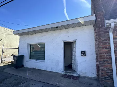 208 E Market St, Lebanon, TN 37087