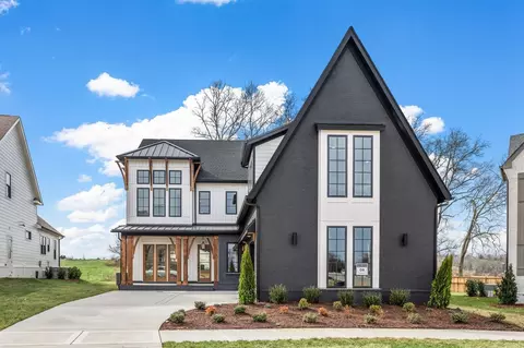 4021 Kathie Dr, Thompsons Station, TN 37179