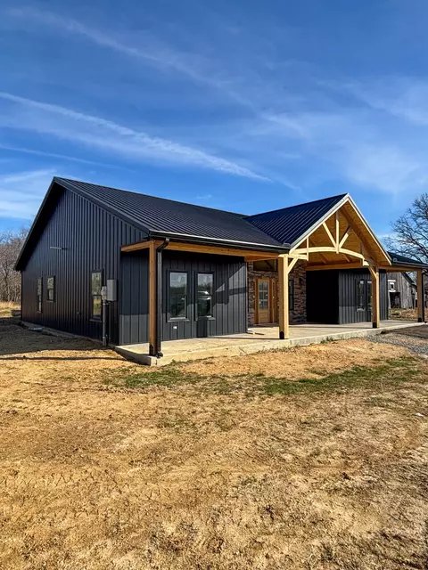 1141 Summertown Hwy, Hohenwald, TN 38462