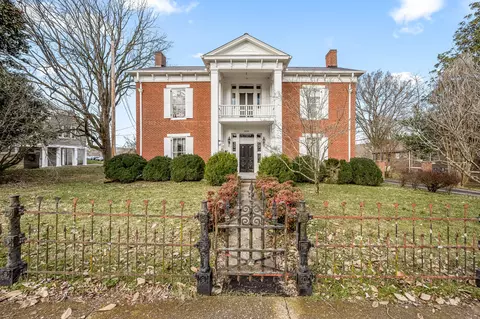 210 College St S, Woodbury, TN 37190