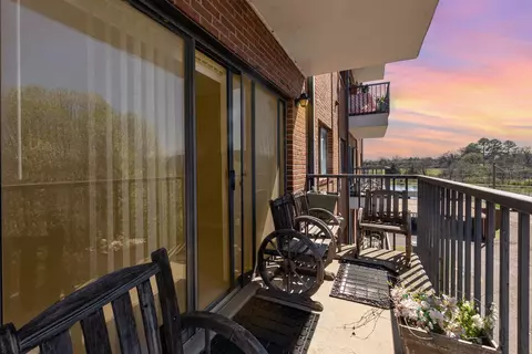 200 Sanders Ferry Rd #2303, Hendersonville, TN 37075