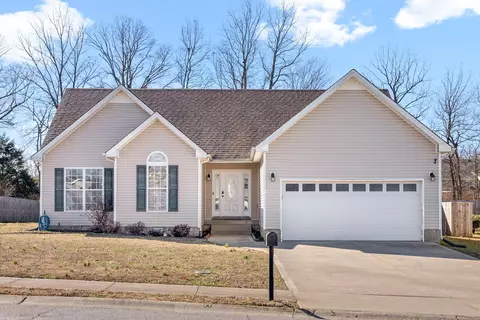 1044 Freedom Dr, Clarksville, TN 37042