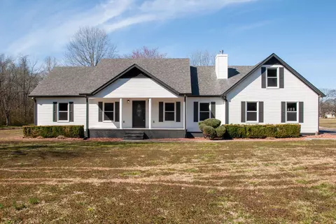1159 Canaan Rd, Columbia, TN 38401