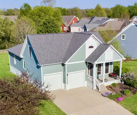 2192 Fairfax Dr, Clarksville, TN 37043