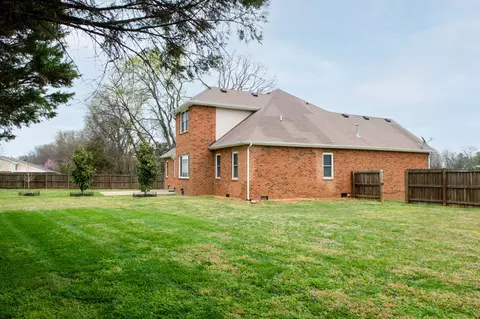 Exterior - 2703 Comer Dr, Murfreesboro, TN 37128 photo 4 of 4